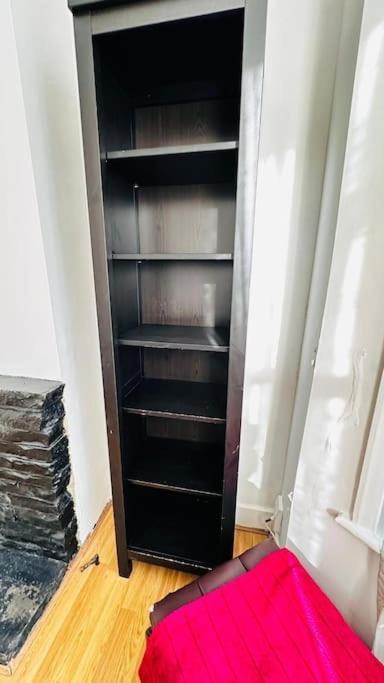 3 Bed House East London Home Bagian luar foto